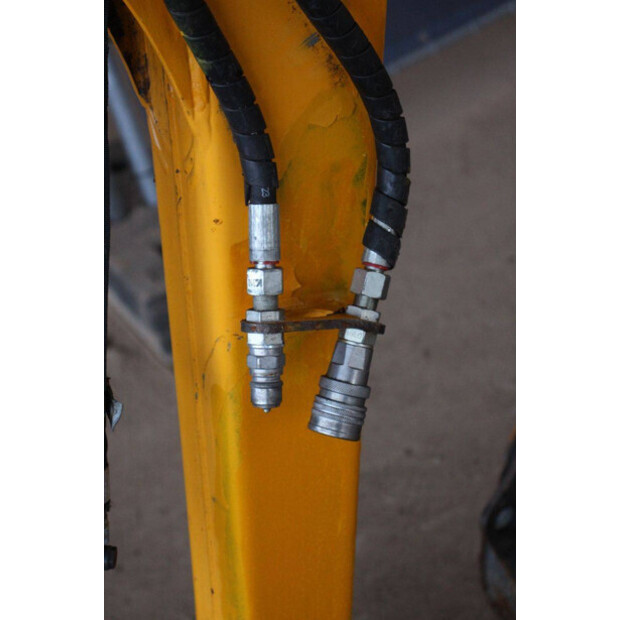 BOBCAT E08-49163395