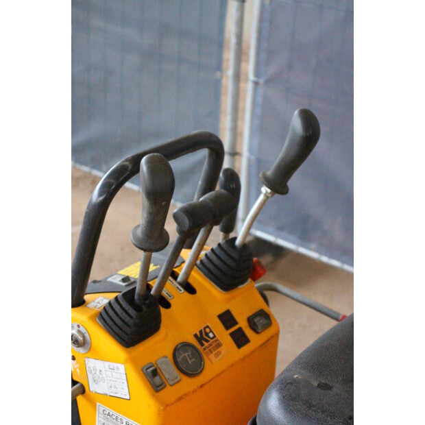 BOBCAT E08-49163403