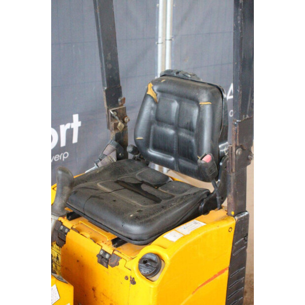 BOBCAT E08-49163404
