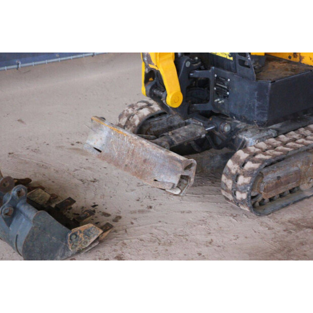 BOBCAT E08-49163410