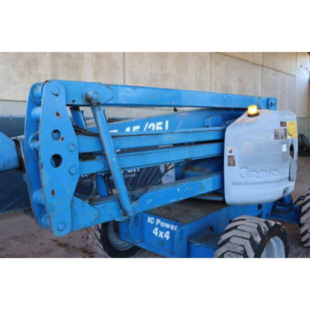 2006 جيني Z-45/25-49163461