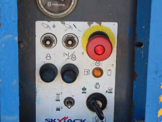 2012-skyjack-sj6826rt-1489705-49163616