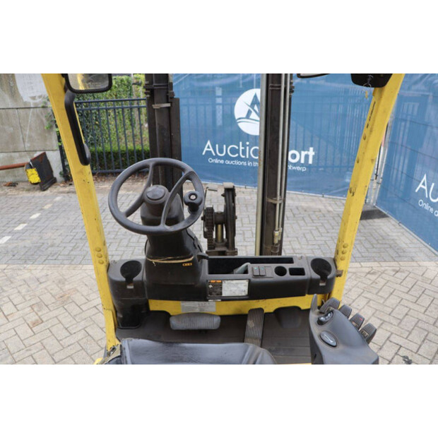 2011 Hyster J3.0XN-49163655