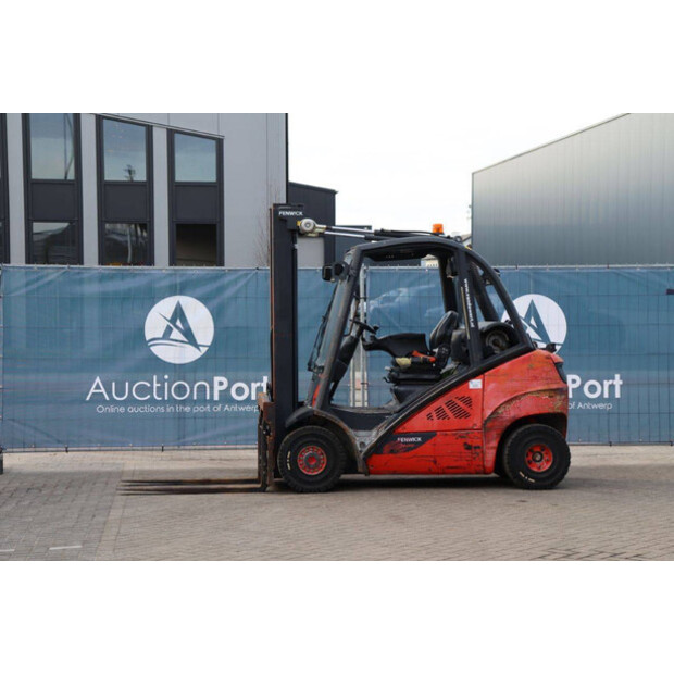 2013 Fenwick-Linde H25T-02-49163785