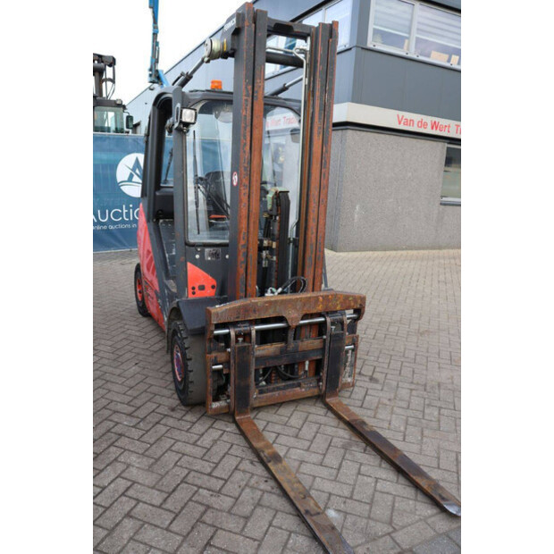 2013 Fenwick-Linde H25T-02-49163792