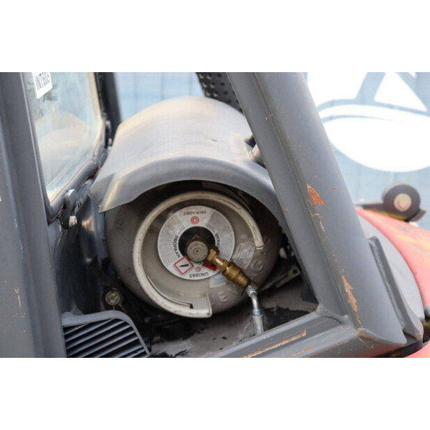 2013 Fenwick-Linde H25T-02-49163823