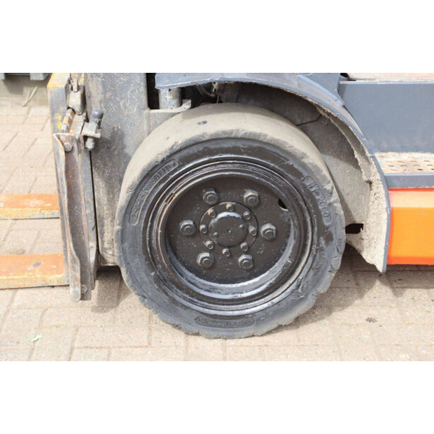 1996 تويوتا 02 6FDF 30-49163877