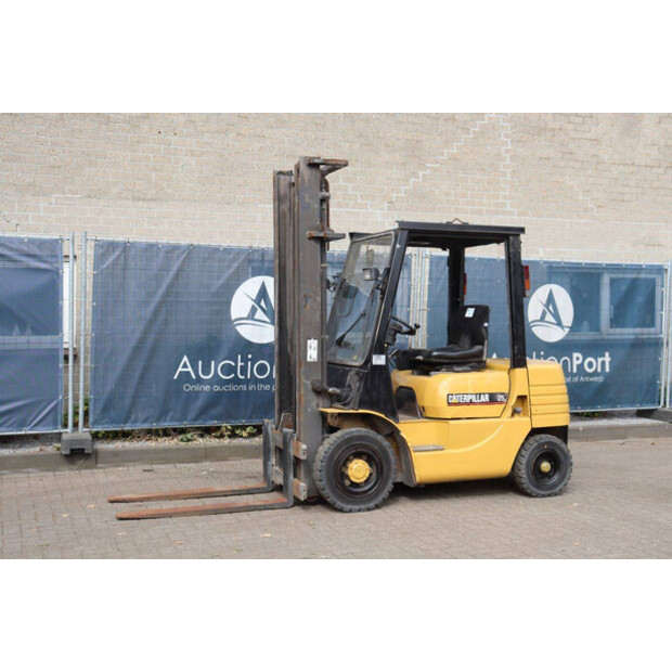 1995 Caterpillar DP25-49163963