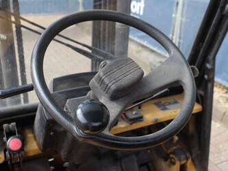 1995-caterpillar-dp25-49163986