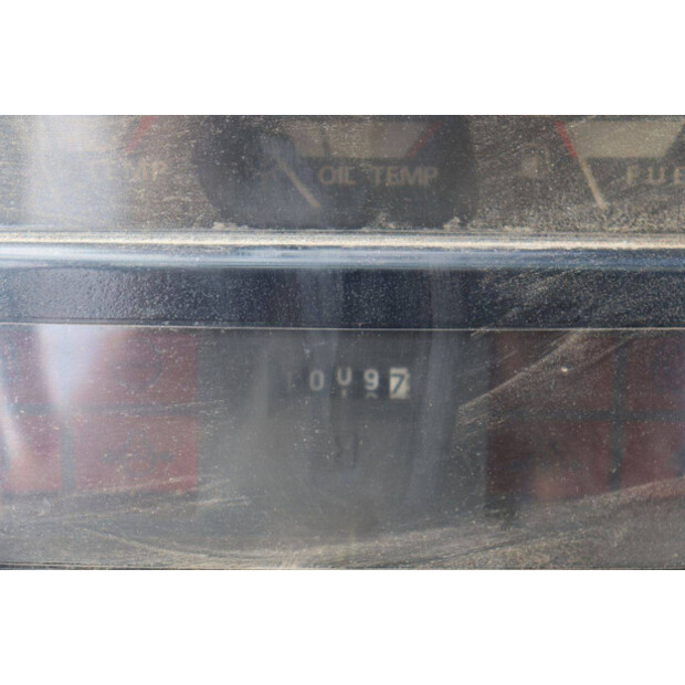 1995 Caterpillar DP25-49163991