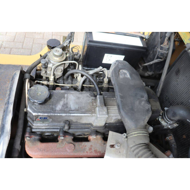 1995 Caterpillar DP25-49163993