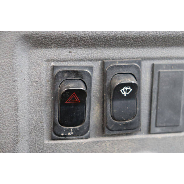 2017 كيوتي MEC2210-49164035
