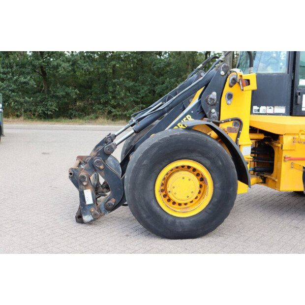 2001 JCB 426HT-49164081