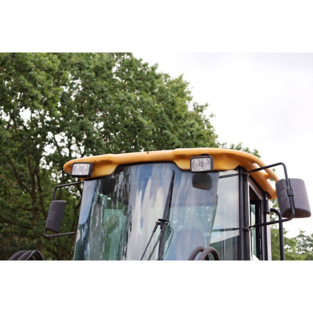 2001 JCB 426HT-49164083