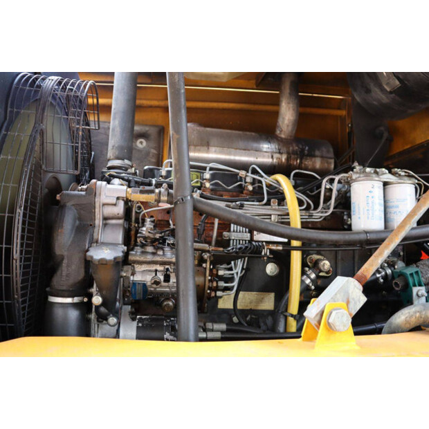2001 JCB 426HT-49164095