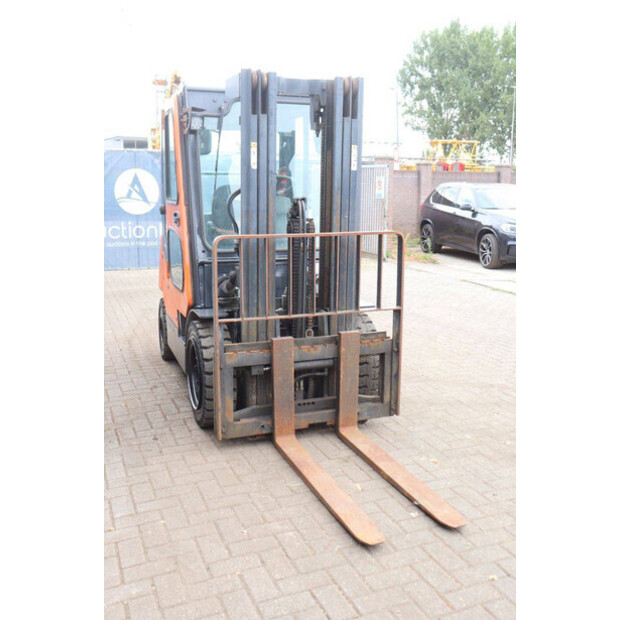 2013 Doosan D30S-5-49164338