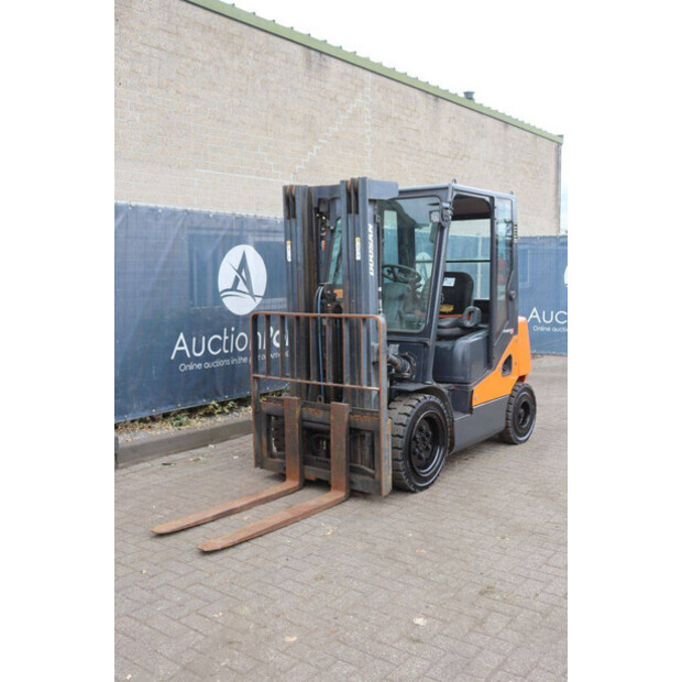 2013 Doosan D30S-5-49164340