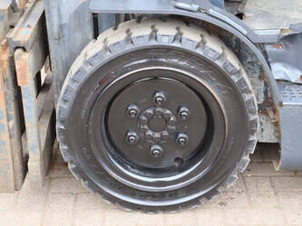 2013-doosan-d30s-5-1489730-49164347