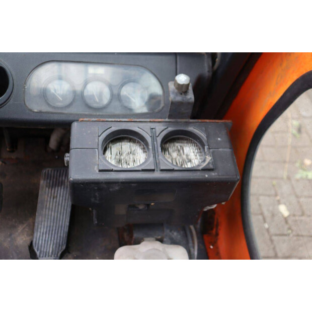 2013 Doosan D30S-5-49164360