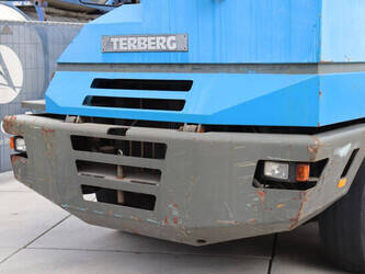 2001-terberg-yt180-1489739-49164570