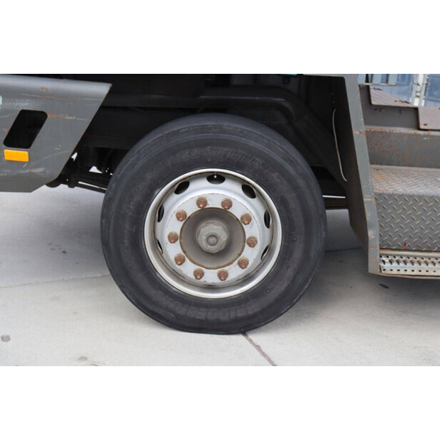 2001 Terberg YT180-49164573