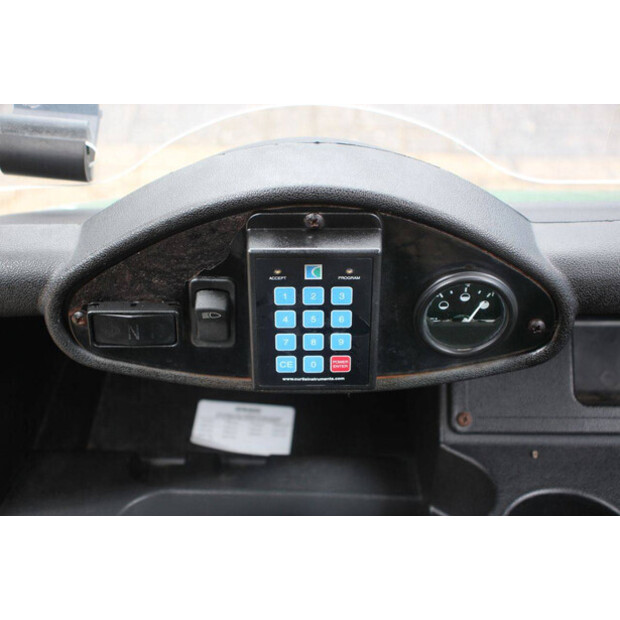 2019 EZ-GO RXV-49165040
