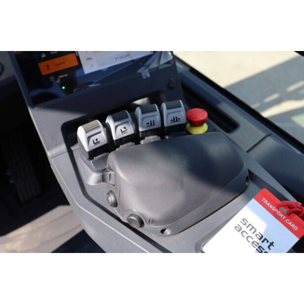 2024 Toyota 9FBM30T-49165106