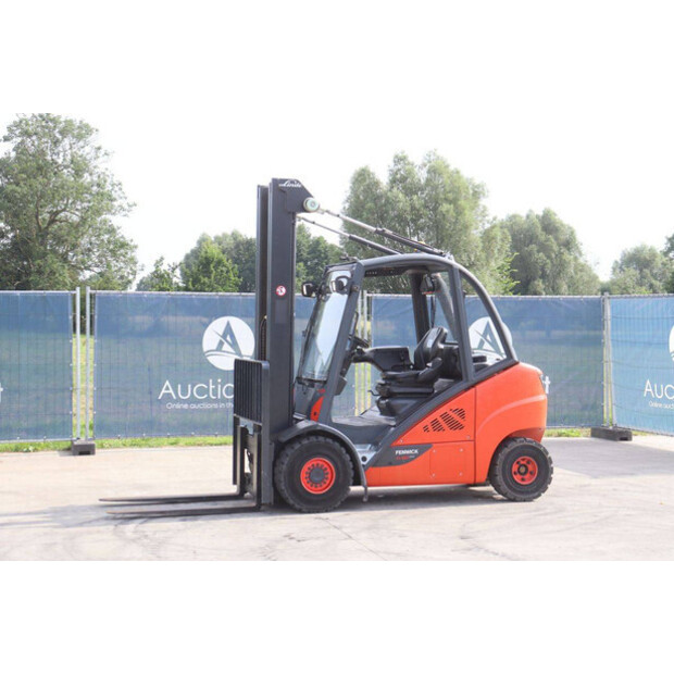 2013 Fenwick-Linde H30D-02-49165121