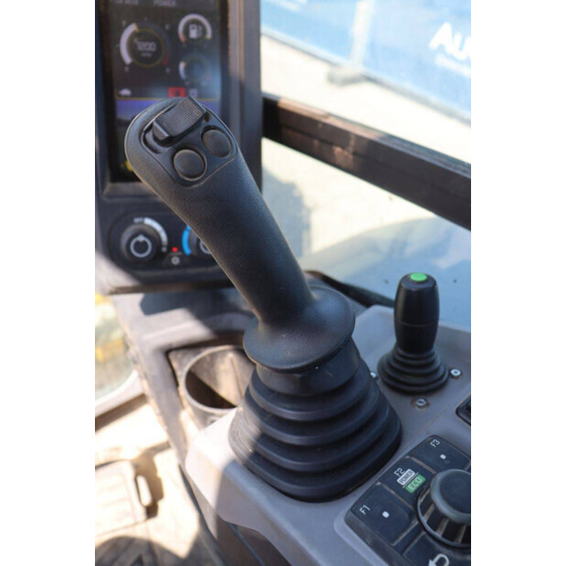 2023 نيوسون EZ50-49165944