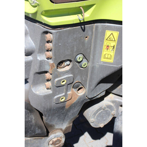 2011 كلاس Axion 930-49166220