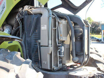 2011-claas-axion-930-49166222