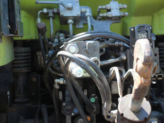 2011-claas-axion-930-49166234