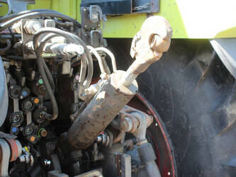 2011-claas-axion-930-49166236