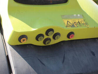 2011-claas-axion-930-49166239