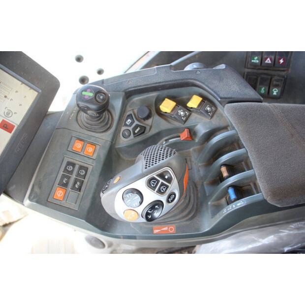 2011 كلاس Axion 930-49166248