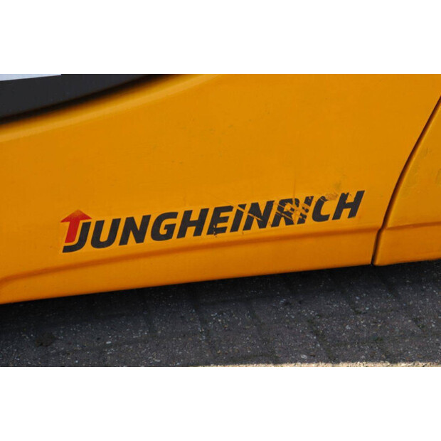 2011 Jungheinrich EFG 220-49166298