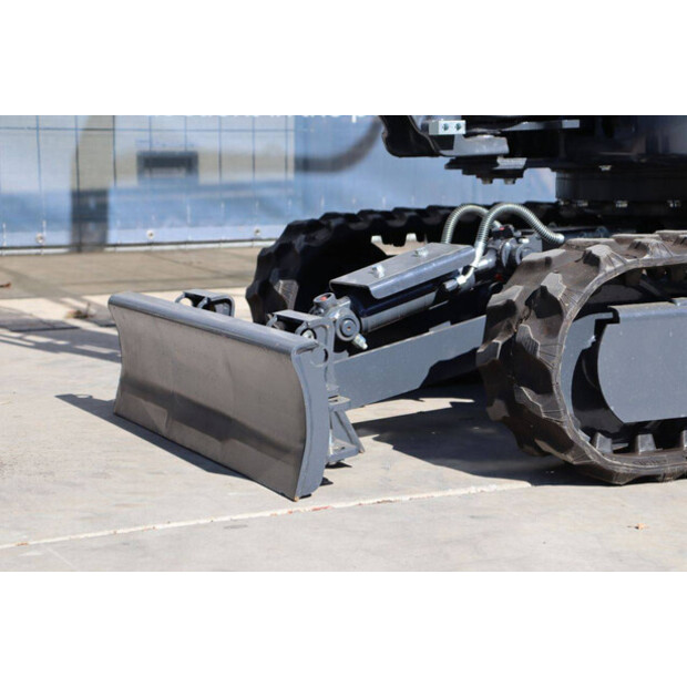 2026 Aameck F10-49166362
