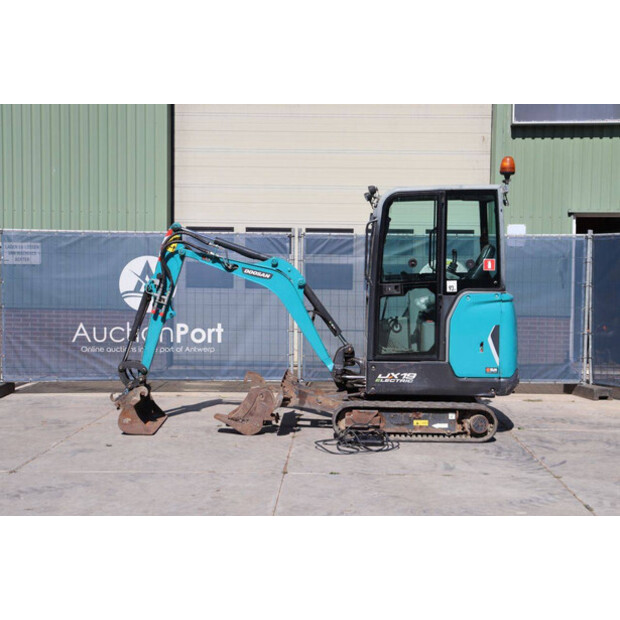 2021 Doosan DX19-49166446