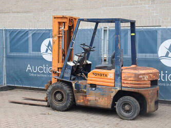toyota-5fd25-1489793-49166488