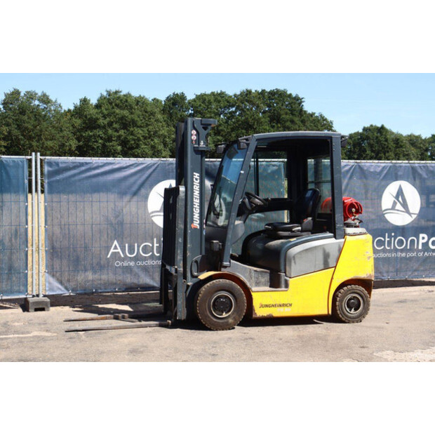 2015 Jungheinrich TFG 320-49166557