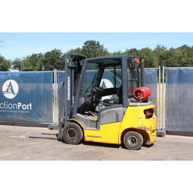2015 Jungheinrich TFG 320-49166559