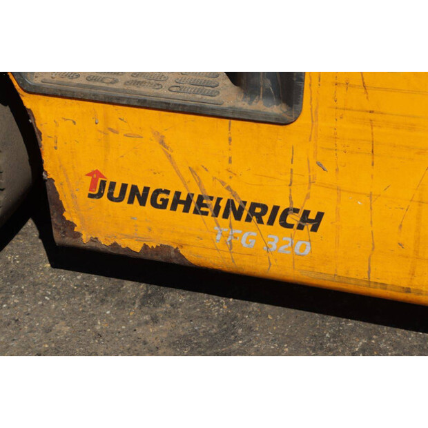 2015 Jungheinrich TFG 320-49166573
