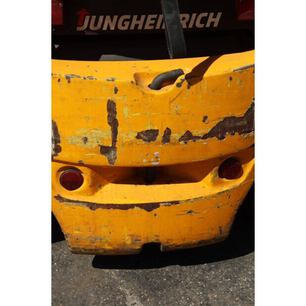 2015 Jungheinrich TFG 320-49166577