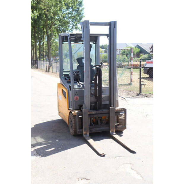 2017 Jungheinrich EFG 216-49166635