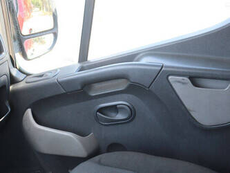 2011-renault-master-1489801-49166824