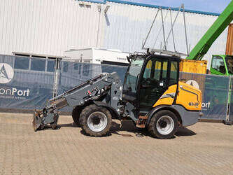 Image for WHEEL LOADERS 2021 GiANT G5000DC Tele