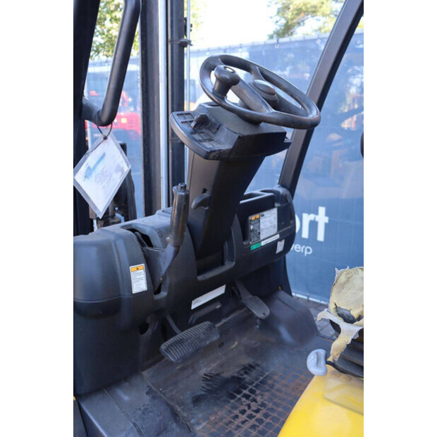 2011 Yale GLP25VX-49167429