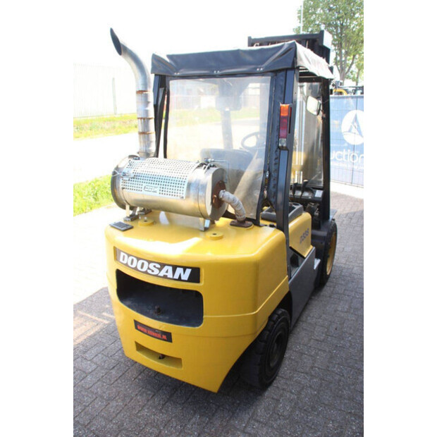 2007 دووسان D33S-3-49167448