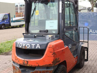 2020-toyota-02-8fdf30-1489819-49167478