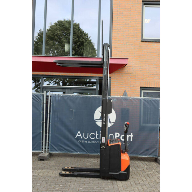 2015 BT SWE140L-49167629